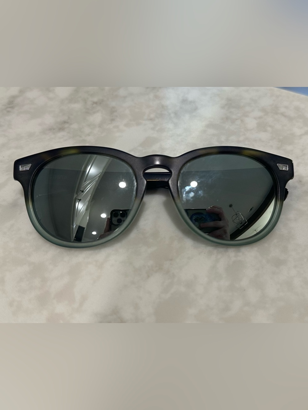 Costa Women’s Sunglasses-polarized mirrored lenses
